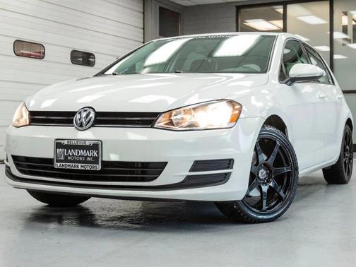 2016 Volkswagen Golf TSI S 4-Door