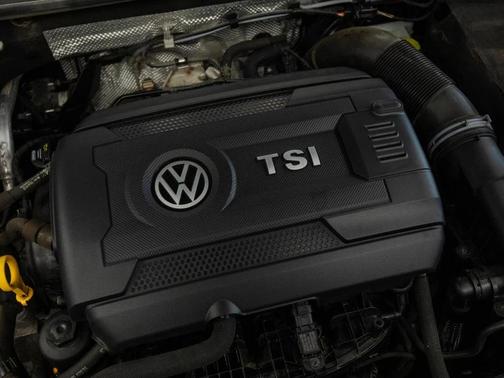 2016 Volkswagen Golf TSI S 4-Door