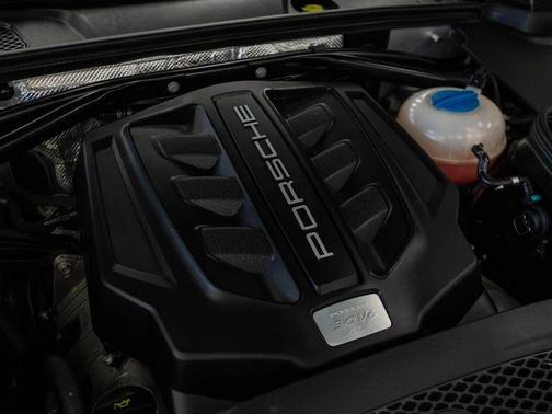 2017 Porsche Macan GTS