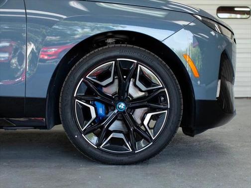 2024 BMW iX xDrive50 AWD