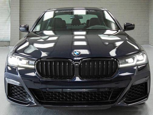 Carbon Black Metallic 2022 BMW M550 i Xdrive