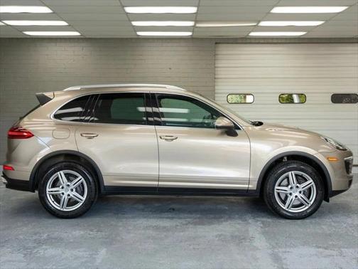 2016 Porsche Cayenne AWD 4dr
