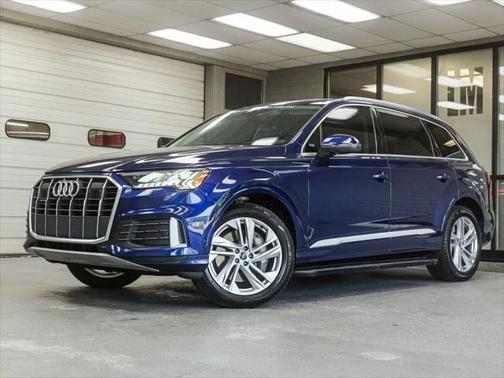2021 Audi Q7 45 Premium Plus