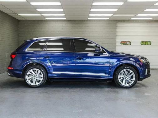 2021 Audi Q7 45 Premium Plus