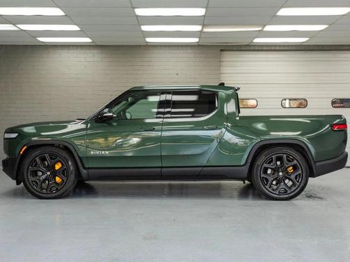 2022 Rivian R1T Adventure