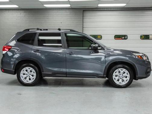 Magnetite Gray Metallic 2020 Subaru Forester Base
