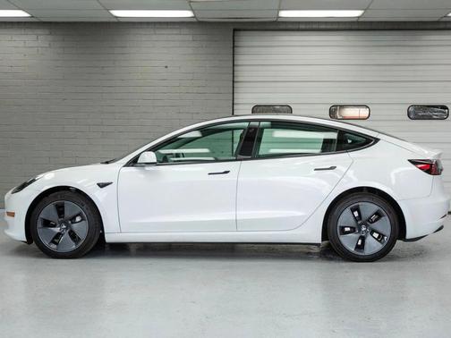 2023 Tesla Model 3 Standard Range