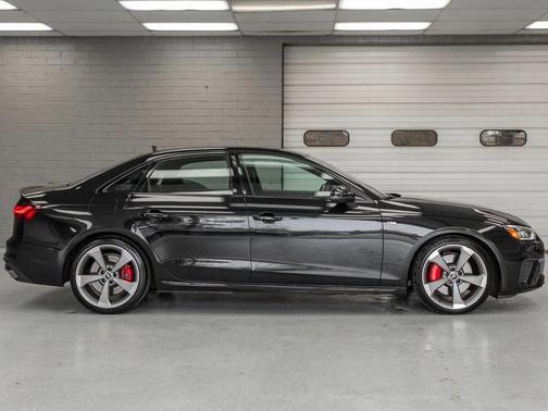 Mythos Black Metallic 2023 Audi A4 45 S line Premium Plus