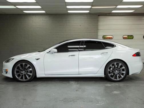 2021 Tesla Model S Long Range Plus
