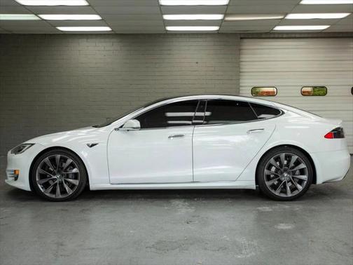 2021 Tesla Model S Long Range Plus