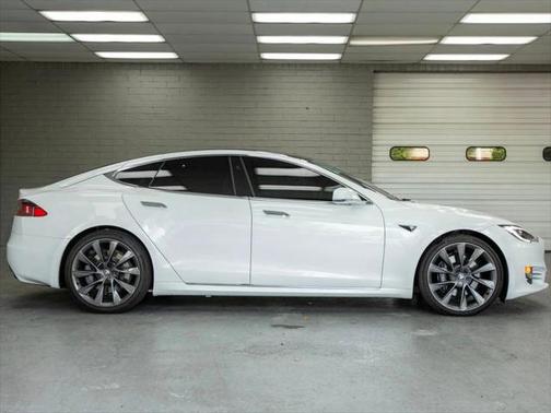 2021 Tesla Model S Long Range Plus