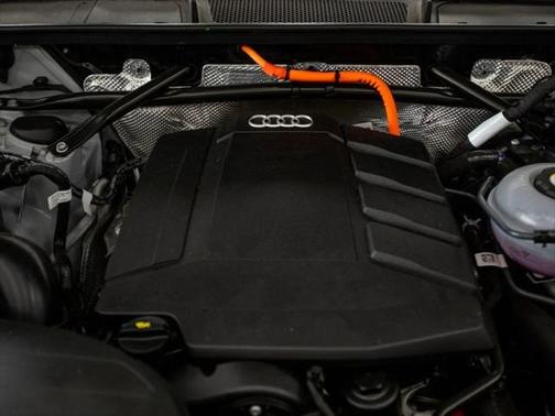 2025 Audi Q5 55 S line Premium Plus