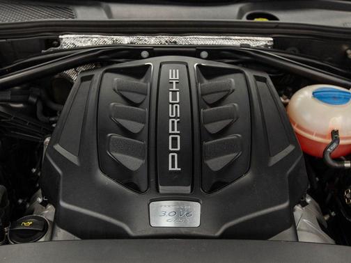 2017 Porsche Macan GTS