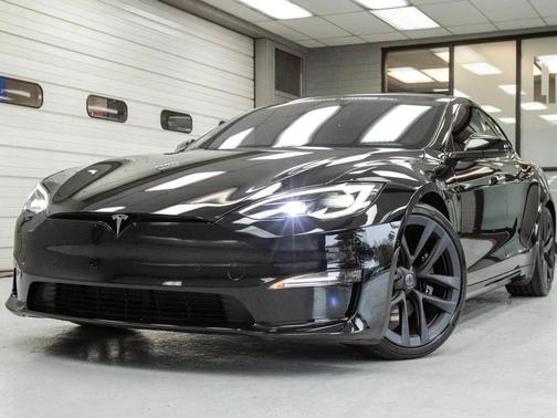 2022 Tesla Model S Plaid