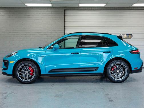 2023 Porsche Macan S