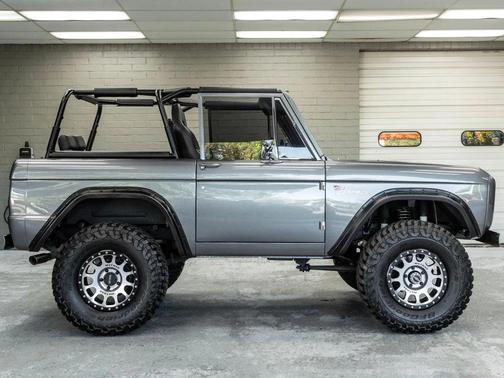 1972 Ford Bronco Modernized Classic
