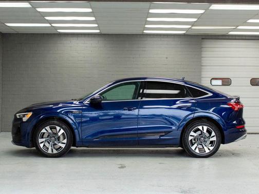 2023 Audi e-tron Sportback S line Premium Plus