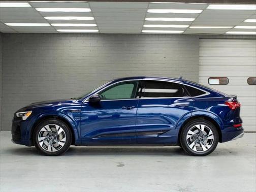 2023 Audi e-tron Sportback S line Premium Plus