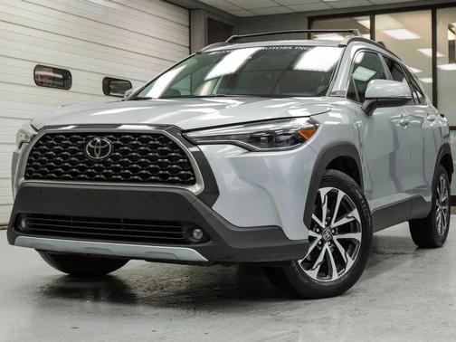 2022 Toyota Corolla Cross XLE
