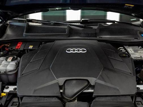 2021 Audi Q8 55 Premium Plus