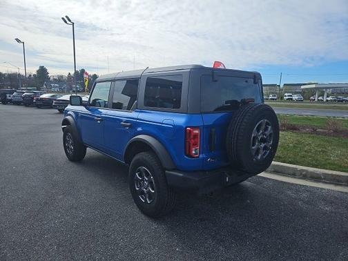VELOCITY BLUE METALLIC 2025 Ford Bronco BIG BEND