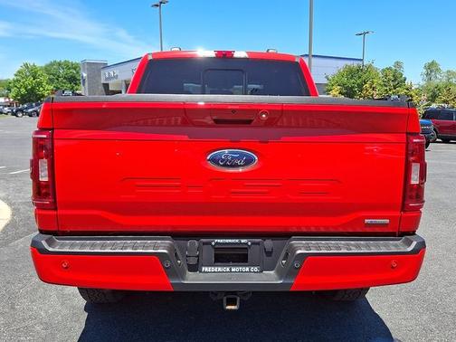 RACE RED 2022 Ford F-150 XLT