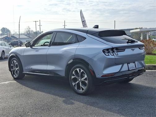 2022 Ford Mustang Mach-E PREMIUM