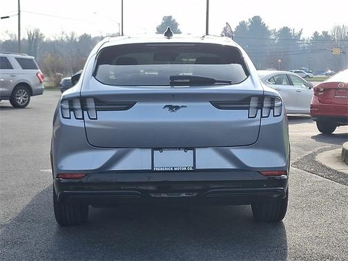 2022 Ford Mustang Mach-E PREMIUM