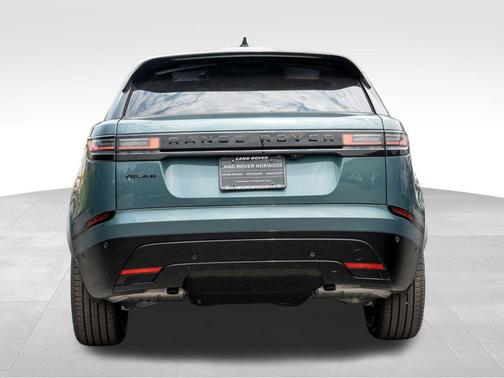 2026 Land Rover Range Rover Velar P250 Dynamic SE