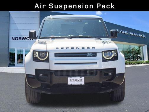 Yulong White 2023 Land Rover Defender 110 X-Dynamic SE