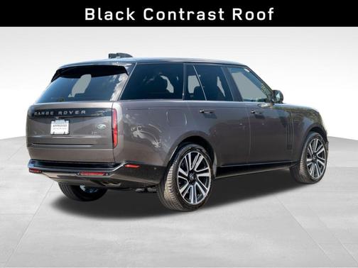 2023 Land Rover Range Rover P530 SE