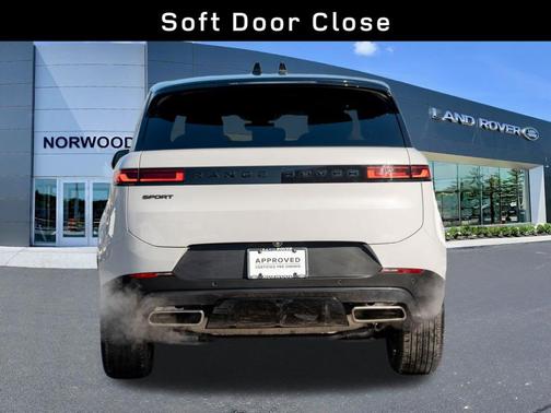 2024 Land Rover Range Rover Sport SE