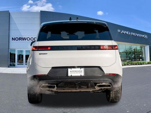 Borasco Gray Metallic 2024 Land Rover Range Rover Sport SE
