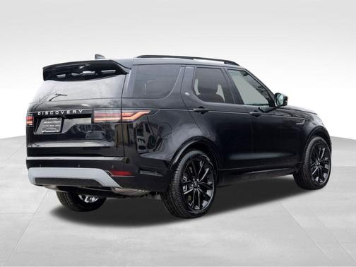 2026 Land Rover Discovery 