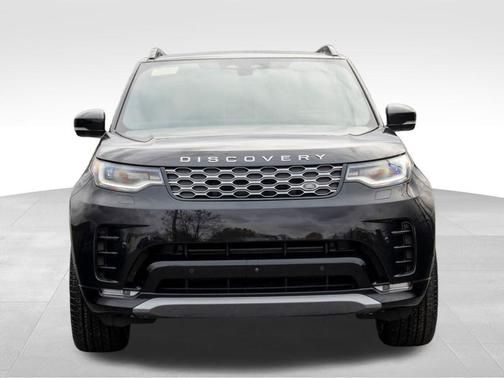 2026 Land Rover Discovery 