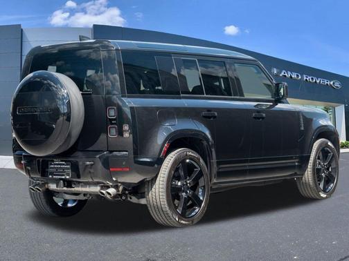 Santorini Black 2026 Land Rover Defender P525 V8