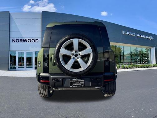 2026 Land Rover Defender P400 X-Dynamic SE