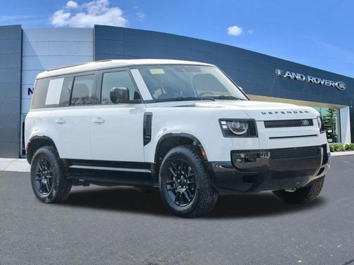 2026 Land Rover Defender 110 X-Dynamic SE