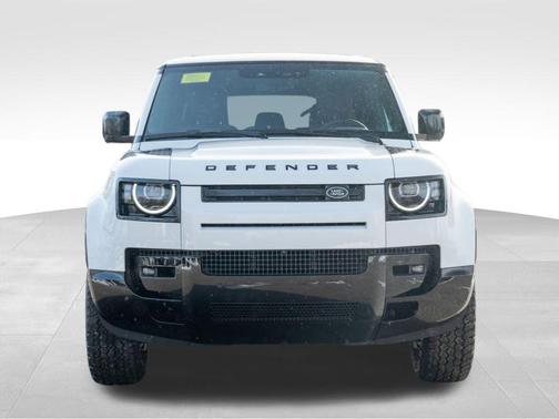 2026 Land Rover Defender 110 X-Dynamic SE