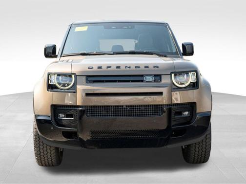 2025 Land Rover Defender P400 X-Dynamic SE