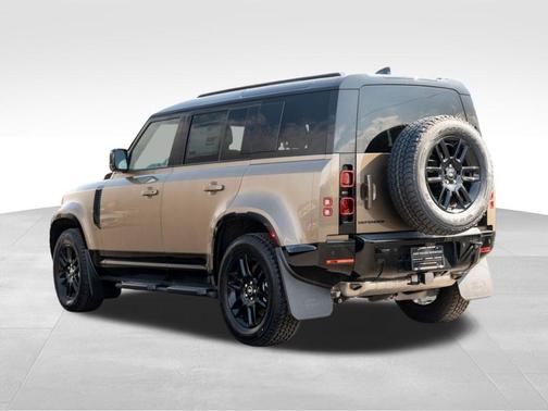 2025 Land Rover Defender P400 X-Dynamic SE