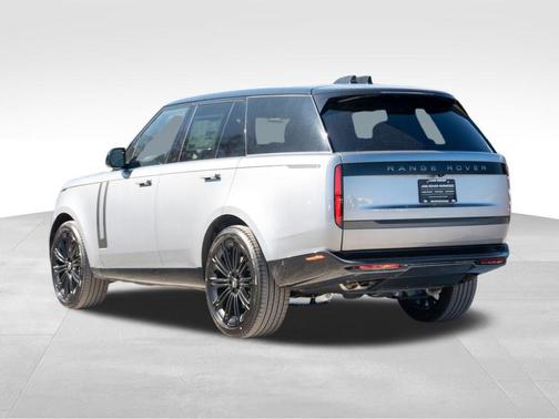 2025 Land Rover Range Rover P530 SE