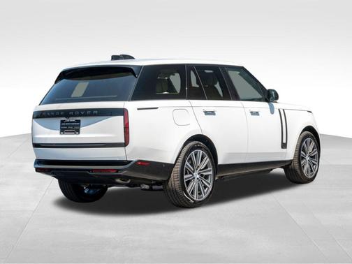 2025 Land Rover Range Rover P550e Autobiography