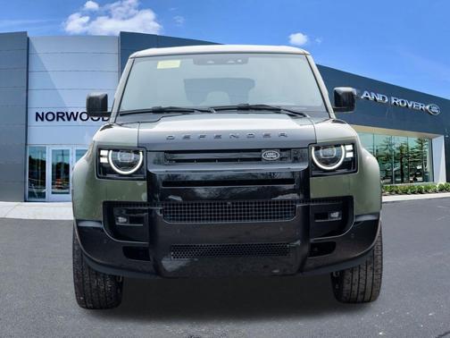 2026 Land Rover Defender 110 X