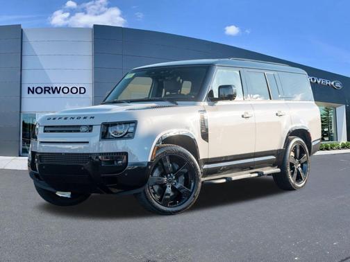 2026 Land Rover Defender 130 X-Dynamic SE