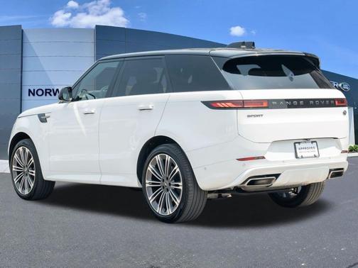 Fuji White 2023 Land Rover Range Rover Sport SE Dynamic