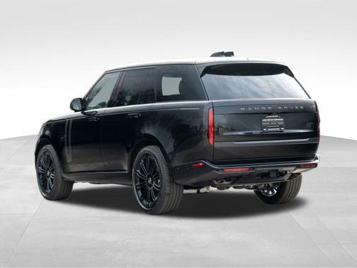 2025 Land Rover Range Rover P530 SE
