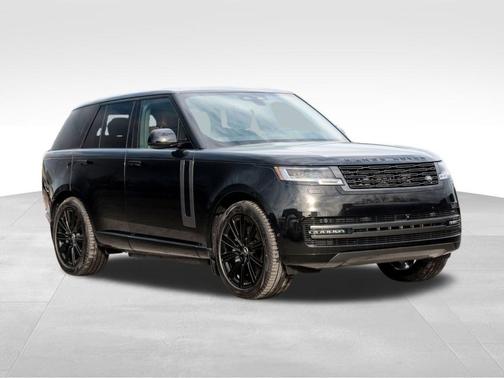 2025 Land Rover Range Rover P550e SE