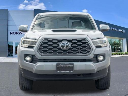 Cement 2020 Toyota Tacoma TRD Sport