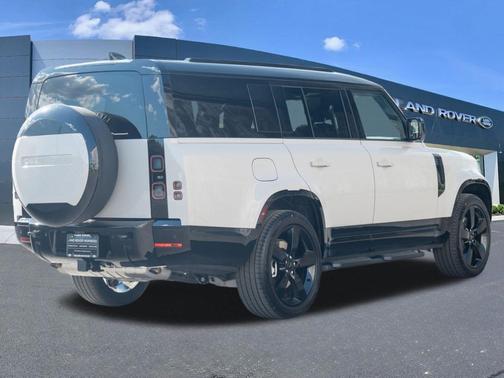 Borasco Grey 2026 Land Rover Defender P400 X-Dynamic SE